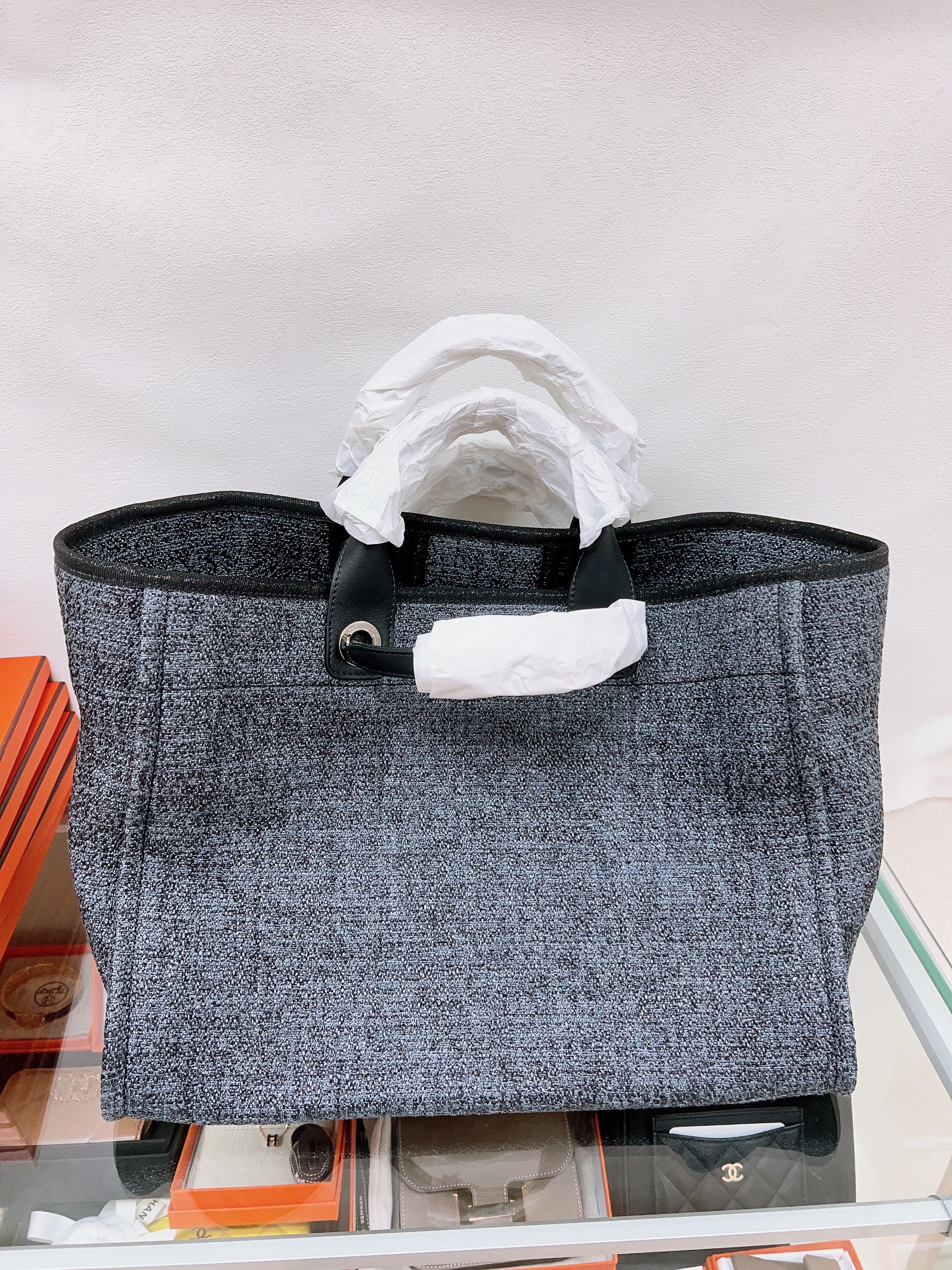 *Unused* Chanel deauville tote medium (dark grey)