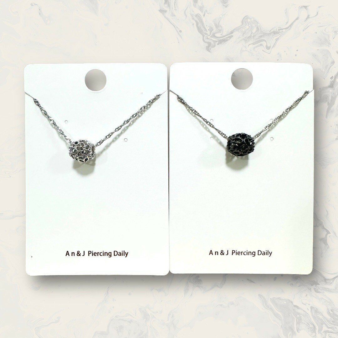 韓國直送項鍊 螺旋鍊 簍空雕花橢圓滾筒 2色