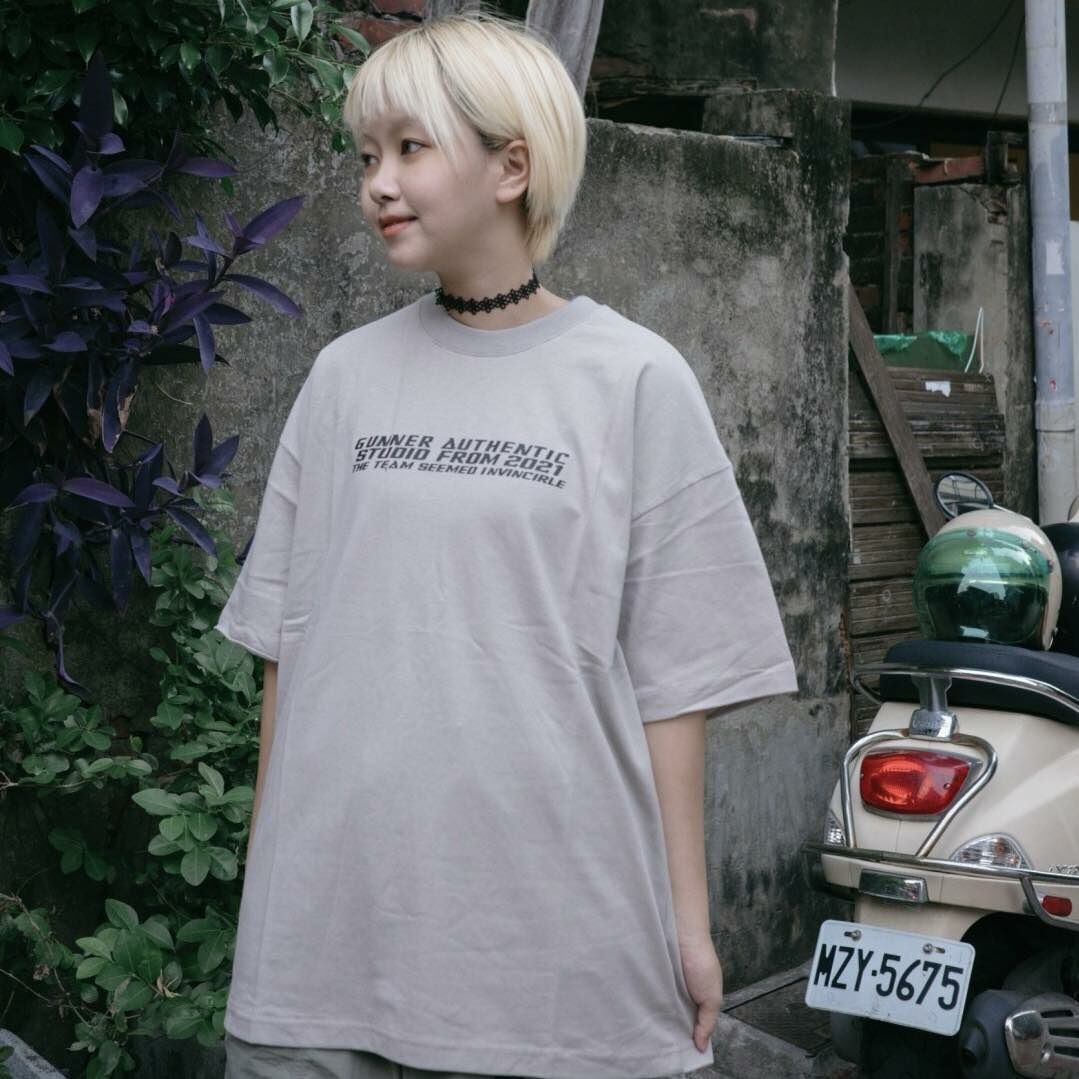 自訂款 韓版 GNRS 英文字母TEE 短袖 男女款 970