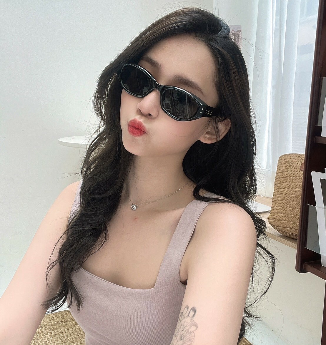 高級感雙點橢圓墨鏡/二色/個性