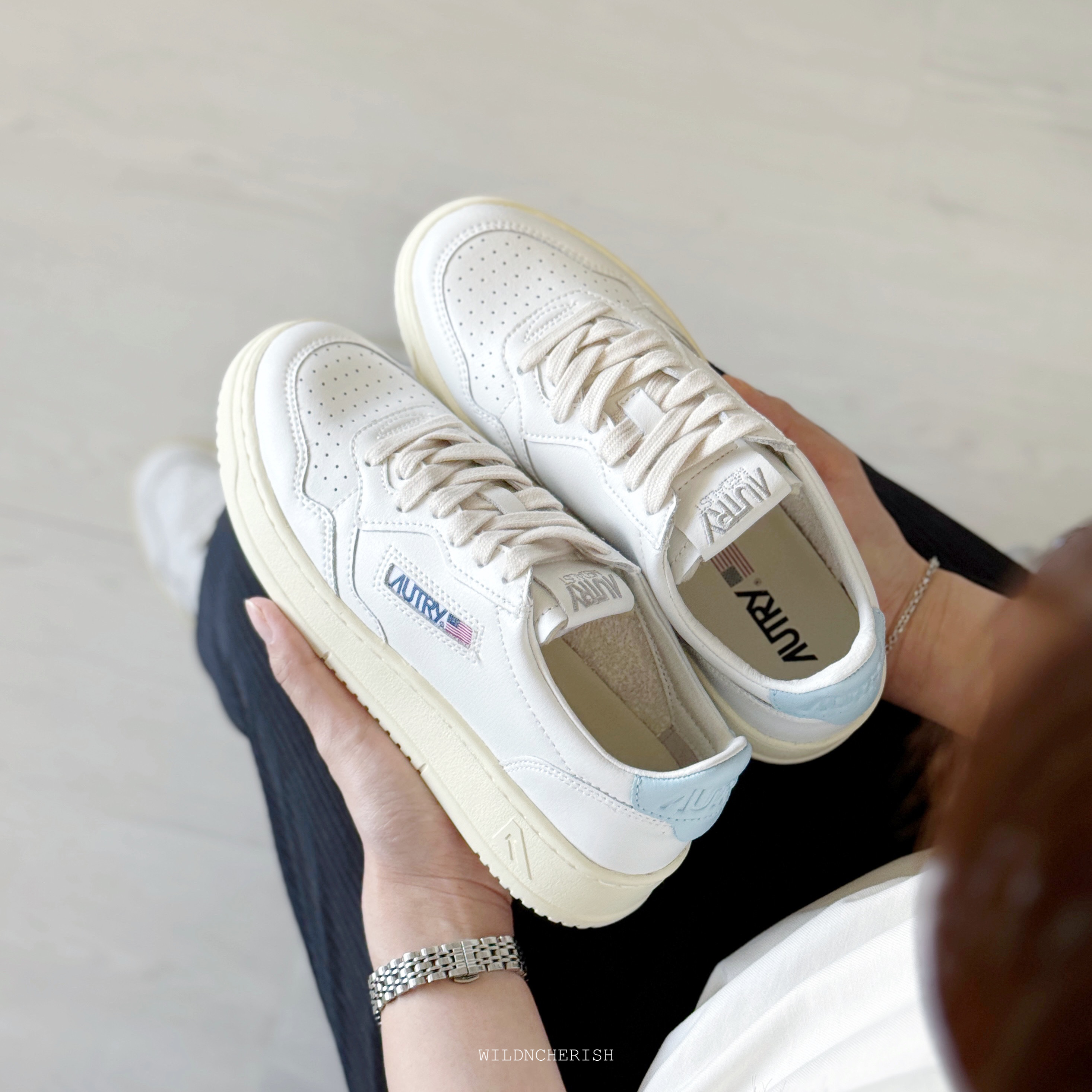 現貨 | Autry Medalist Low Leather 粉藍 小牛皮 小白鞋