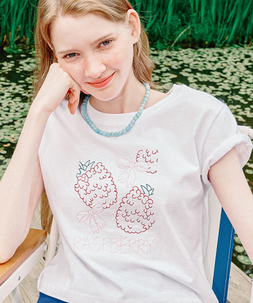 RONRON MOSAIC RASPBERRY RIBBON CROP T SHIRT WHITE