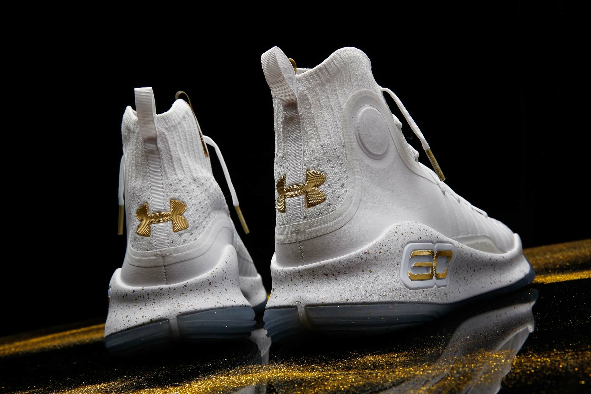 Under Armour - Curry 4 - White / Gold