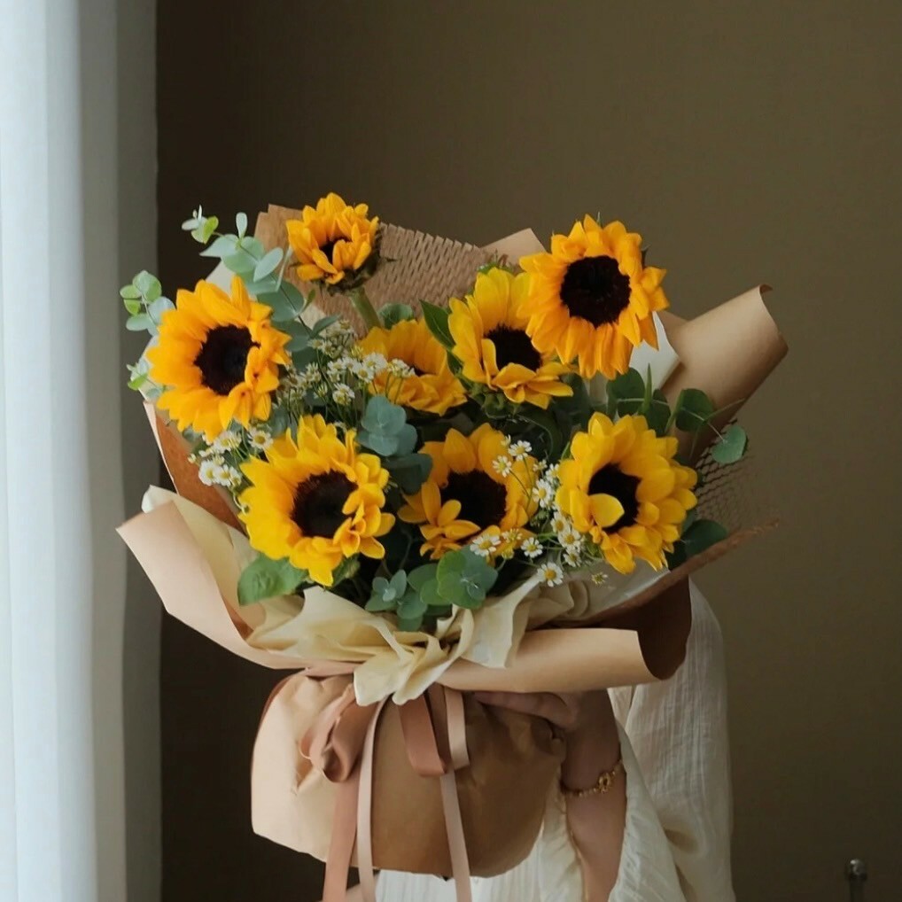 鮮花 / 經典太陽花花束