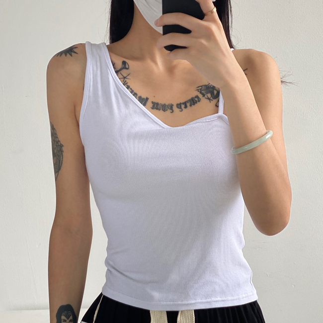 Hot selling shoulder thread asymmetric camisole (white) (S/M size) (contact customer service after placing the order to confirm the delivery size)