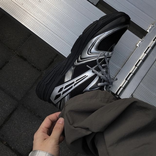 🇰🇷FILA INTERUN 韓韶禧同款 老爹鞋 復古 銀 黑 男女鞋 1RM02699G010 / 預購