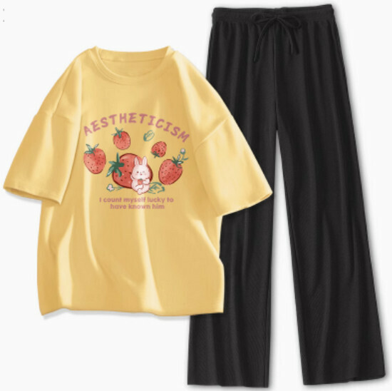 Hot-selling sports and leisure suit [Goose Yellow (Sweetberry Rabbit) + Black Pants] [S-XL Size] (please contact customer service to confirm the delivery size after placing the order)