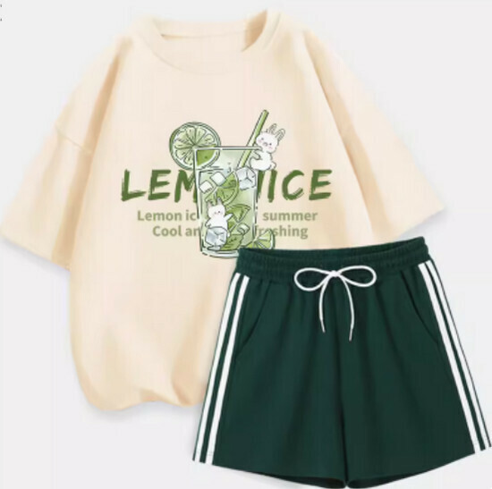 Hot selling short-sleeved + shorts suit [milk white (ice lemon) + dark green pants] [S-XL size] (please contact customer service to confirm the delivery size after placing the order)