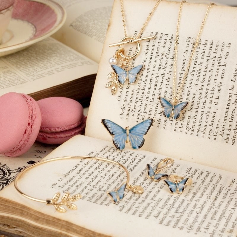 展翅蝴蝶琺瑯項鍊 金色