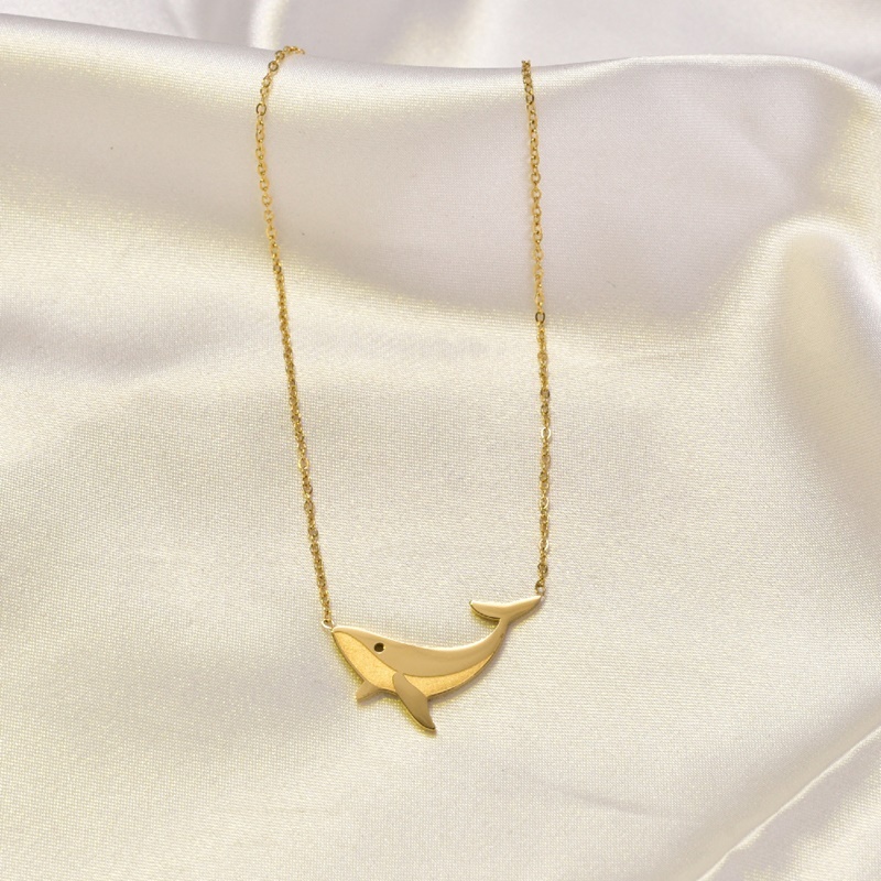 海洋鯨魚磨砂項鍊 金色