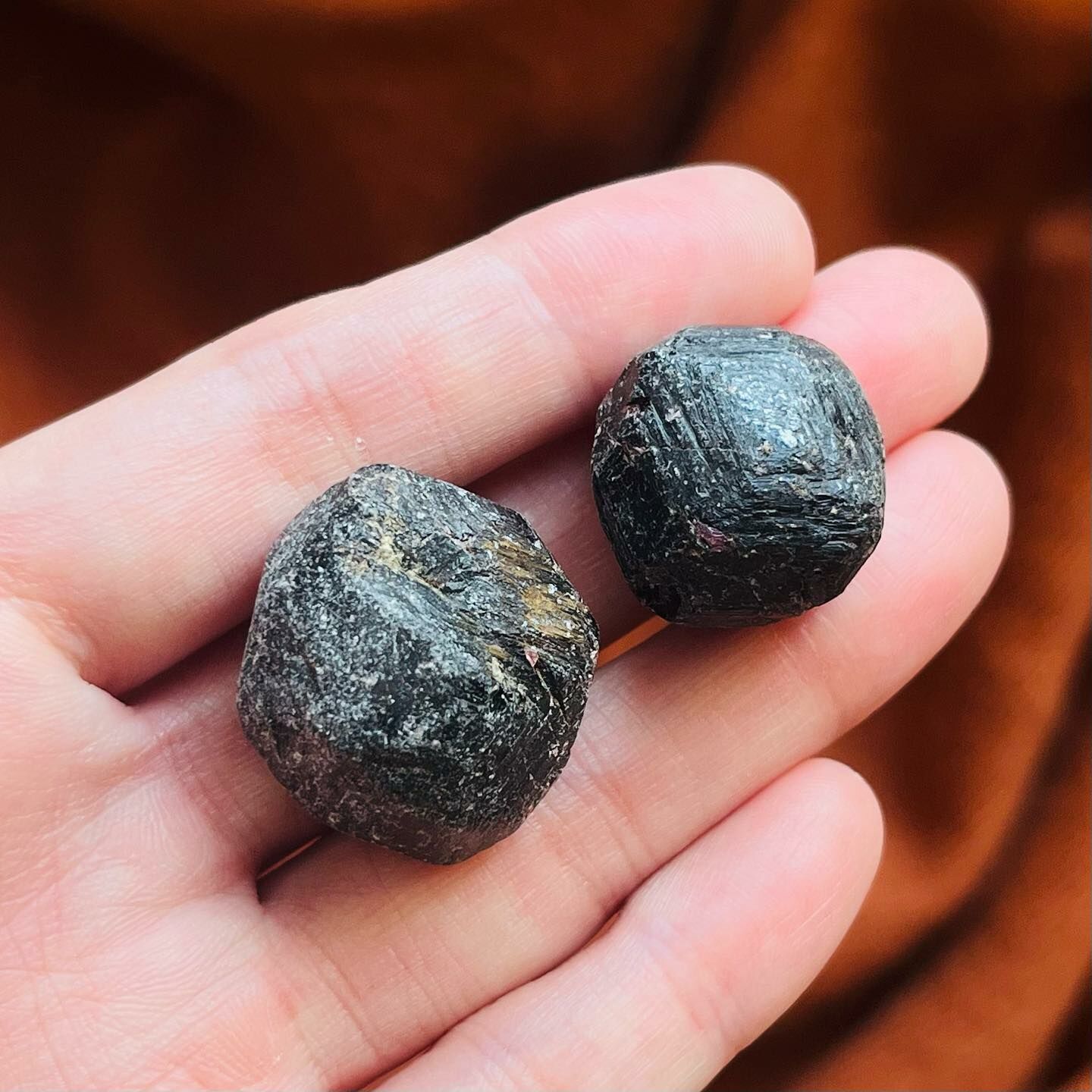 [原石] 石榴石 原礦