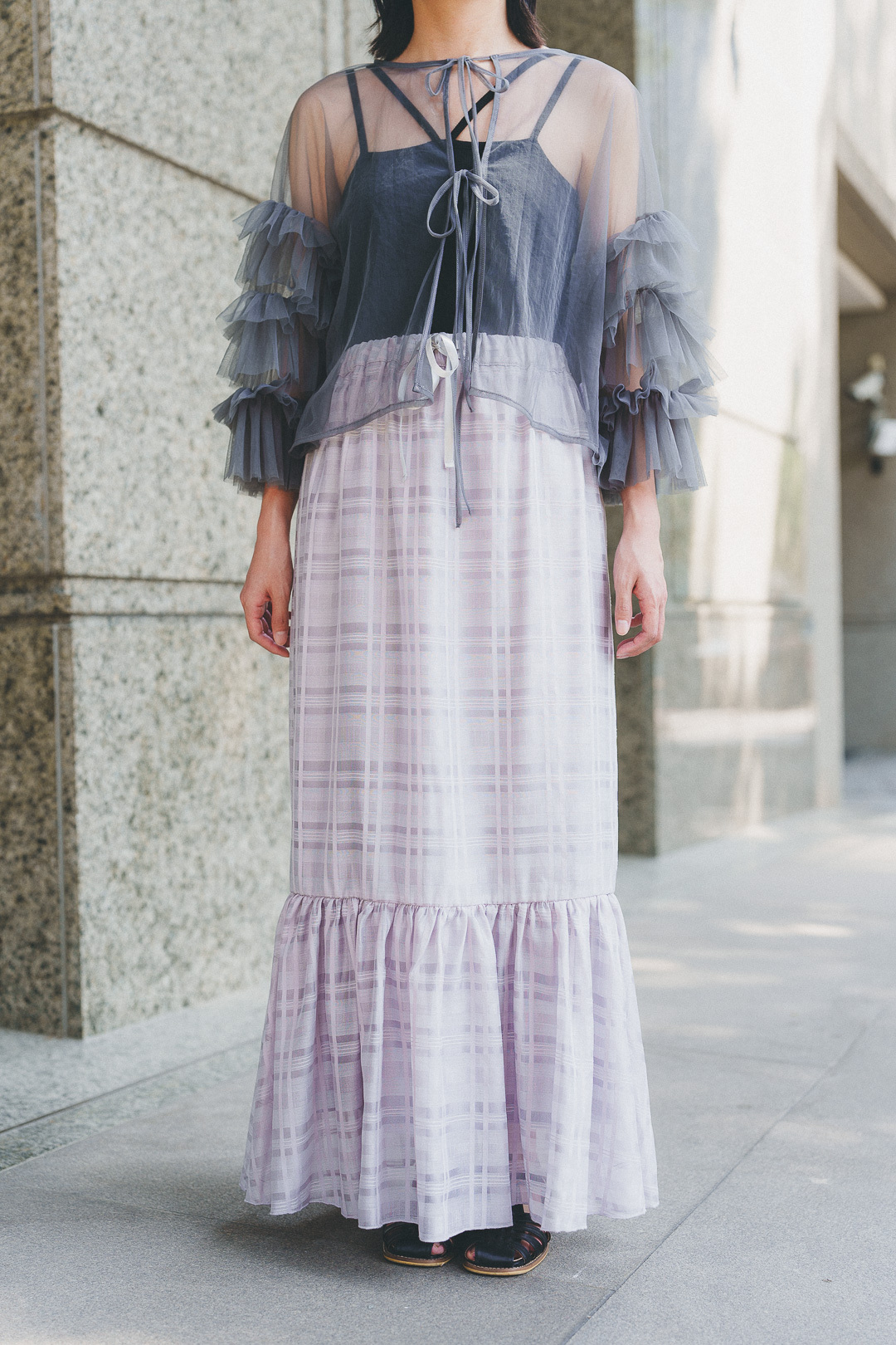 在陽光下漫步！薄紗格子褶皺裙(兩色-薰衣草)