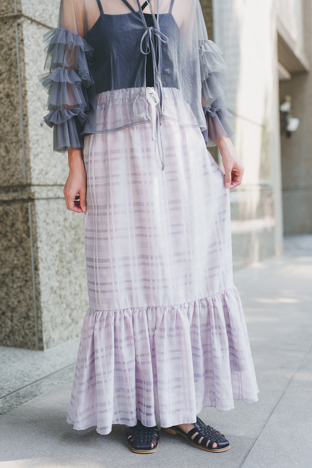 在陽光下漫步！薄紗格子褶皺裙(兩色-薰衣草)