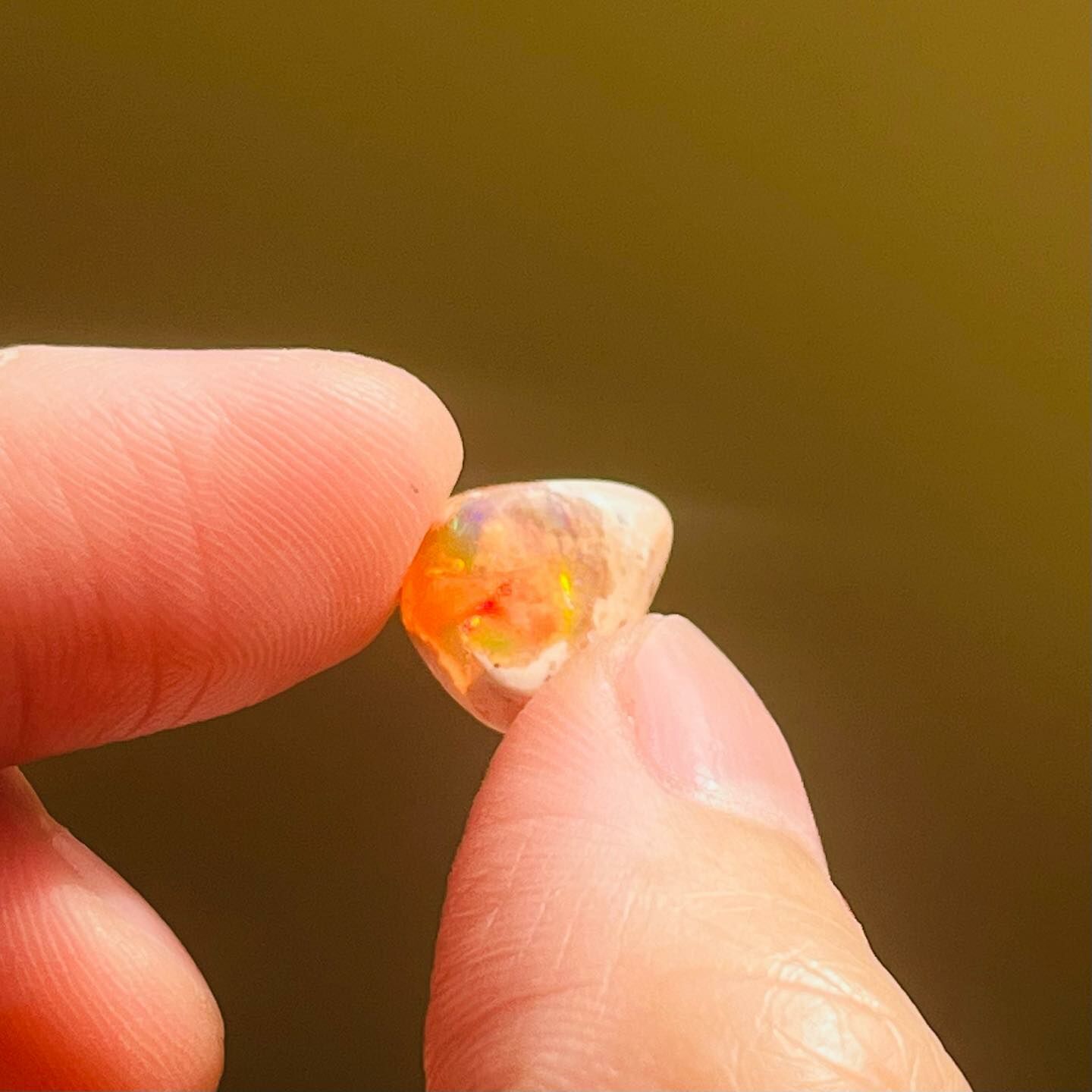 [原石] 墨西哥火蛋白石