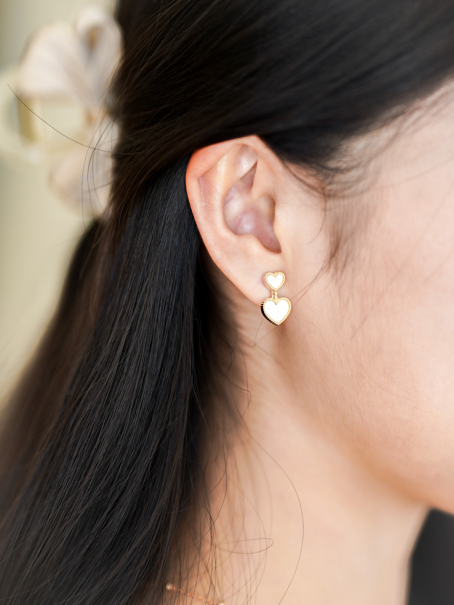 AC116 Double Heart Ear Clips