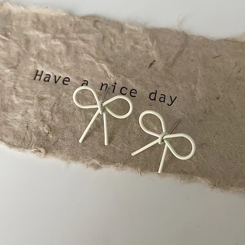 G35線狀蝴蝶結耳貼