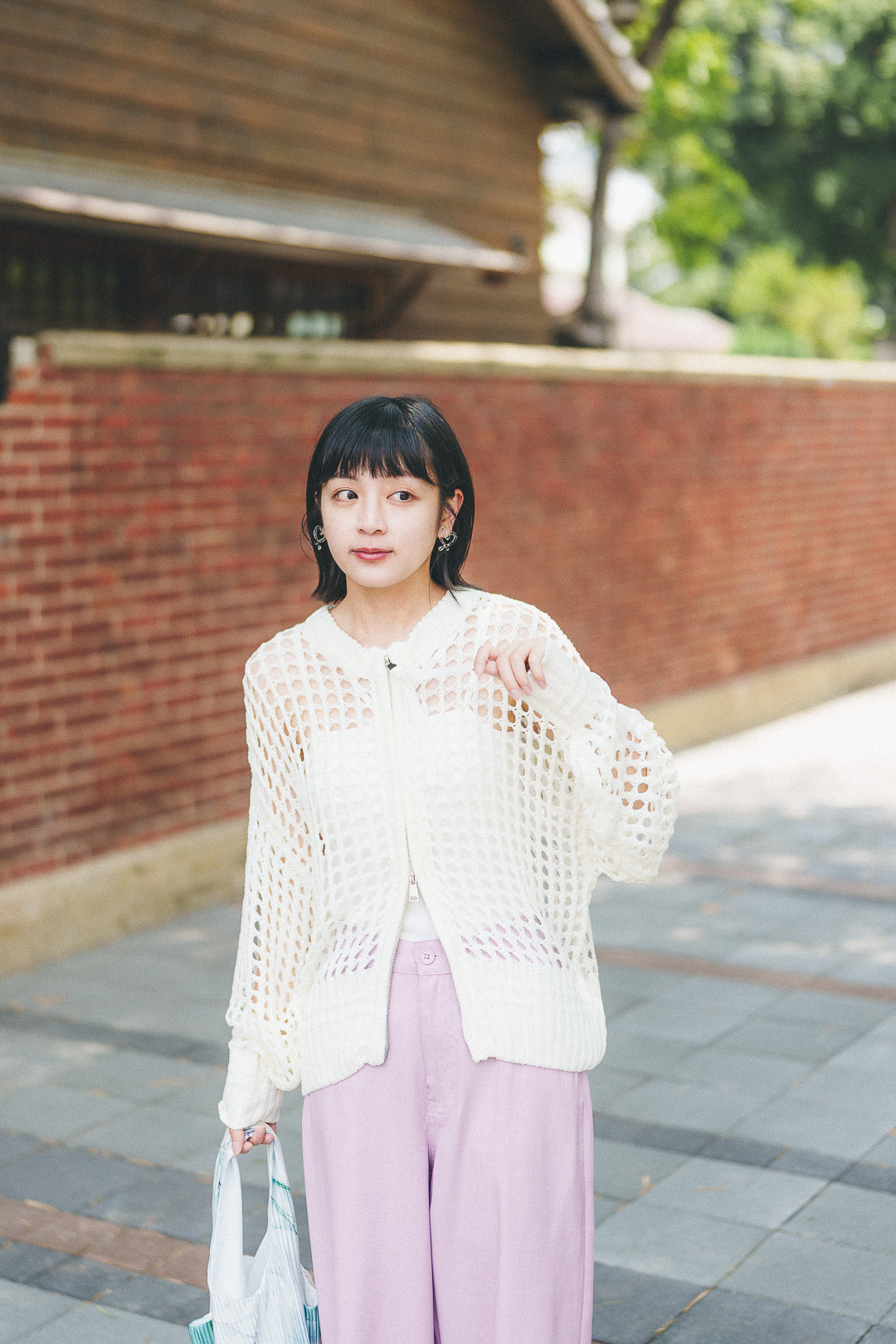 雲暈染了夏！雙拉鍊針織衫(兩色-象牙白)