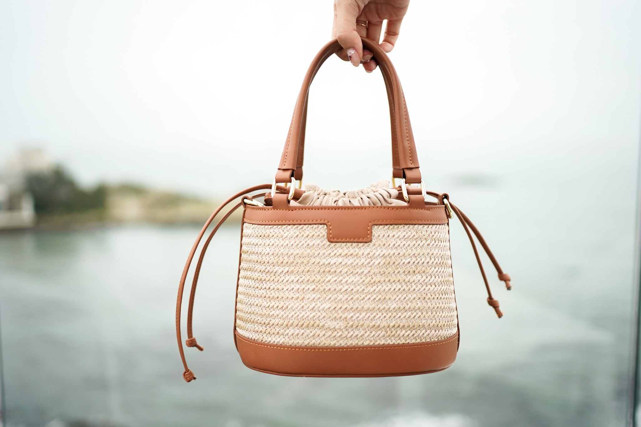 AC107 Rattan Weaving Bag