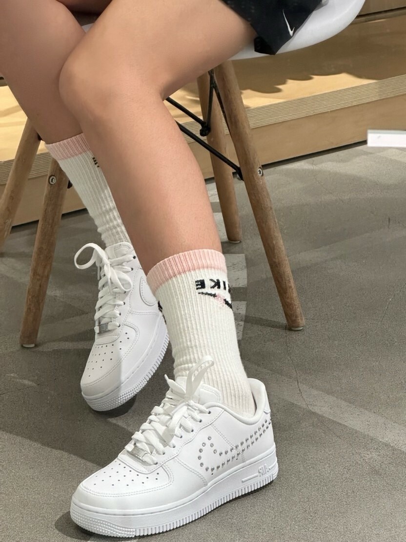 KTQ STORE ‧ Nike Air Force 1 Low "White/Metallic Silver" 鑽石 FQ8887-100