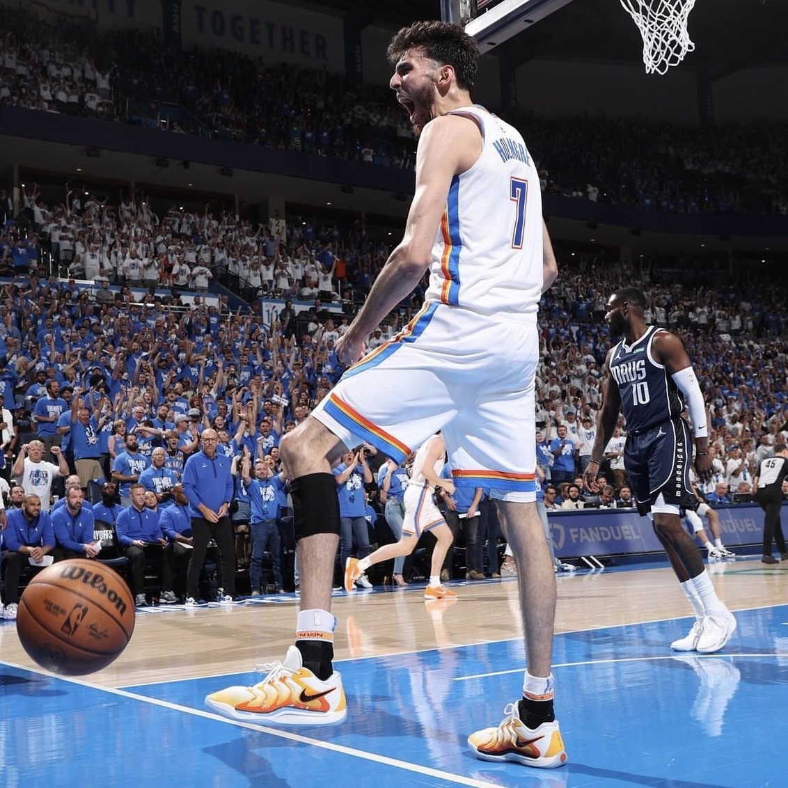 Nike KD 17 Sunrise 日出 夕陽 熱帶魚 實戰鞋 氣墊 籃球鞋 實戰籃球鞋 杜蘭特 KD