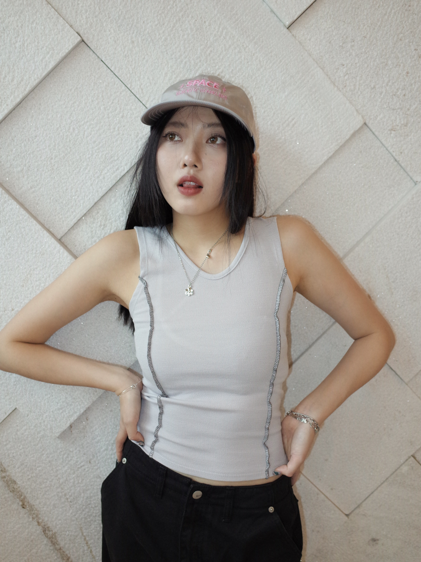 overlock stitch waistline adjustable strap cross back vest