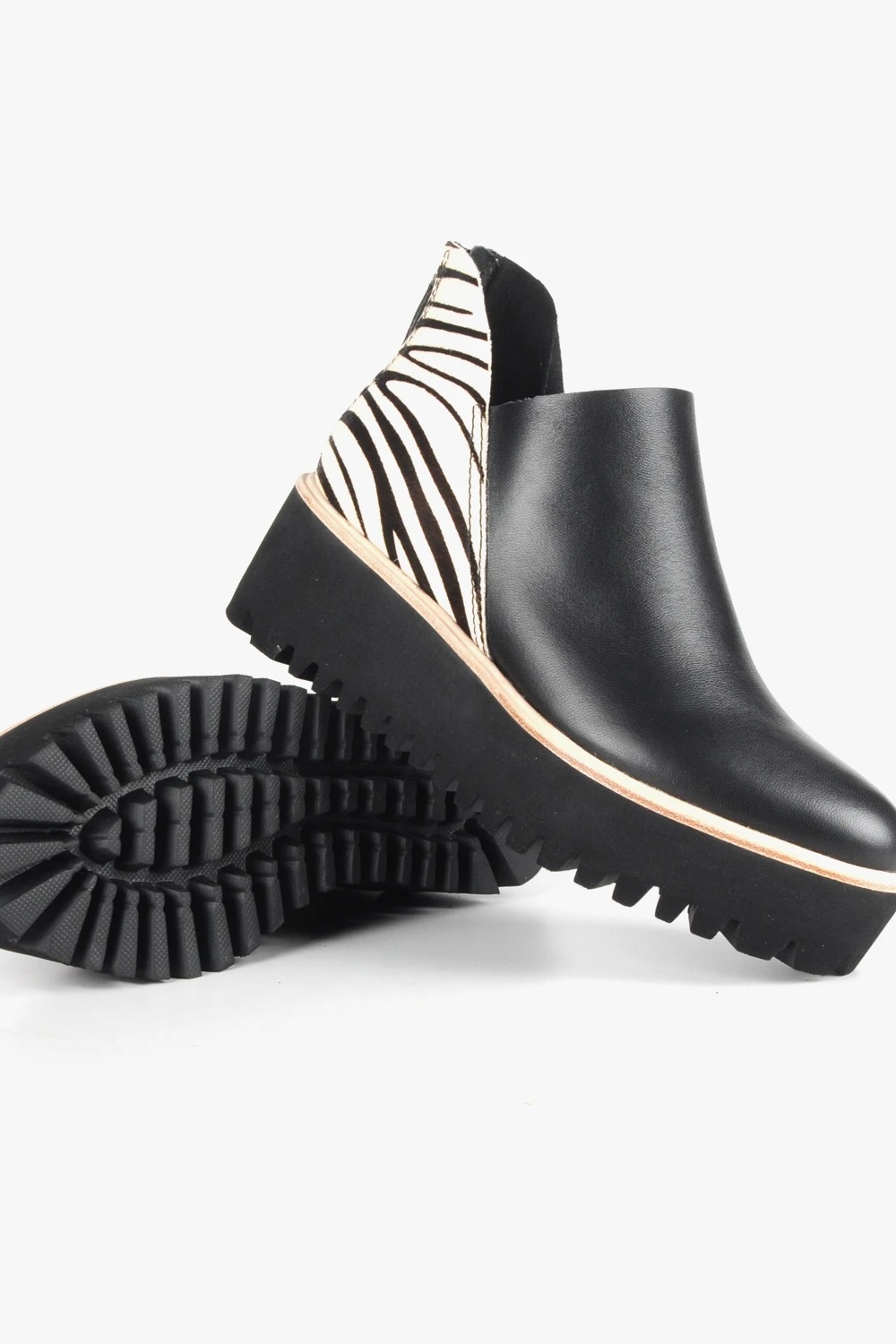 Flatform Jungle Tread 經典輕量厚底短靴