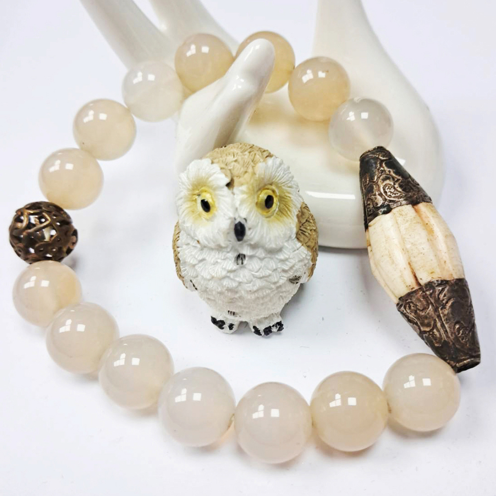 老硨磲&白玉髓手珠12mm【十方】129498