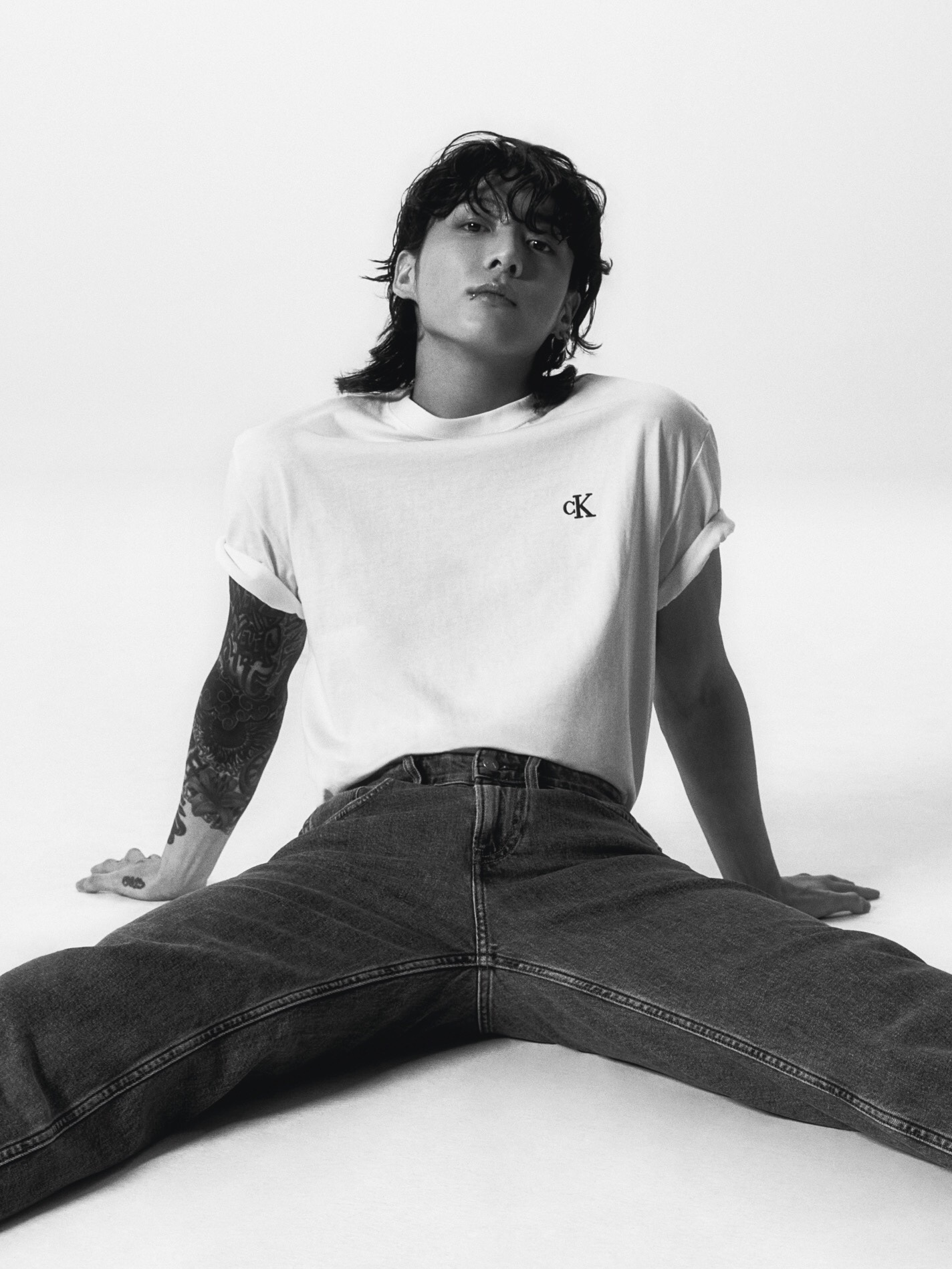 <全網最低價!!>Calvin Klein CK 柾國同款 字母 Logo 刺繡 素色 短袖 二色