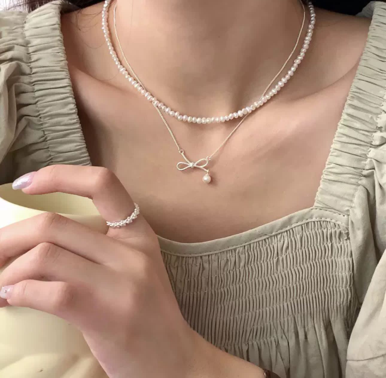 繆思．蝴蝶結珍珠純銀鎖骨鏈