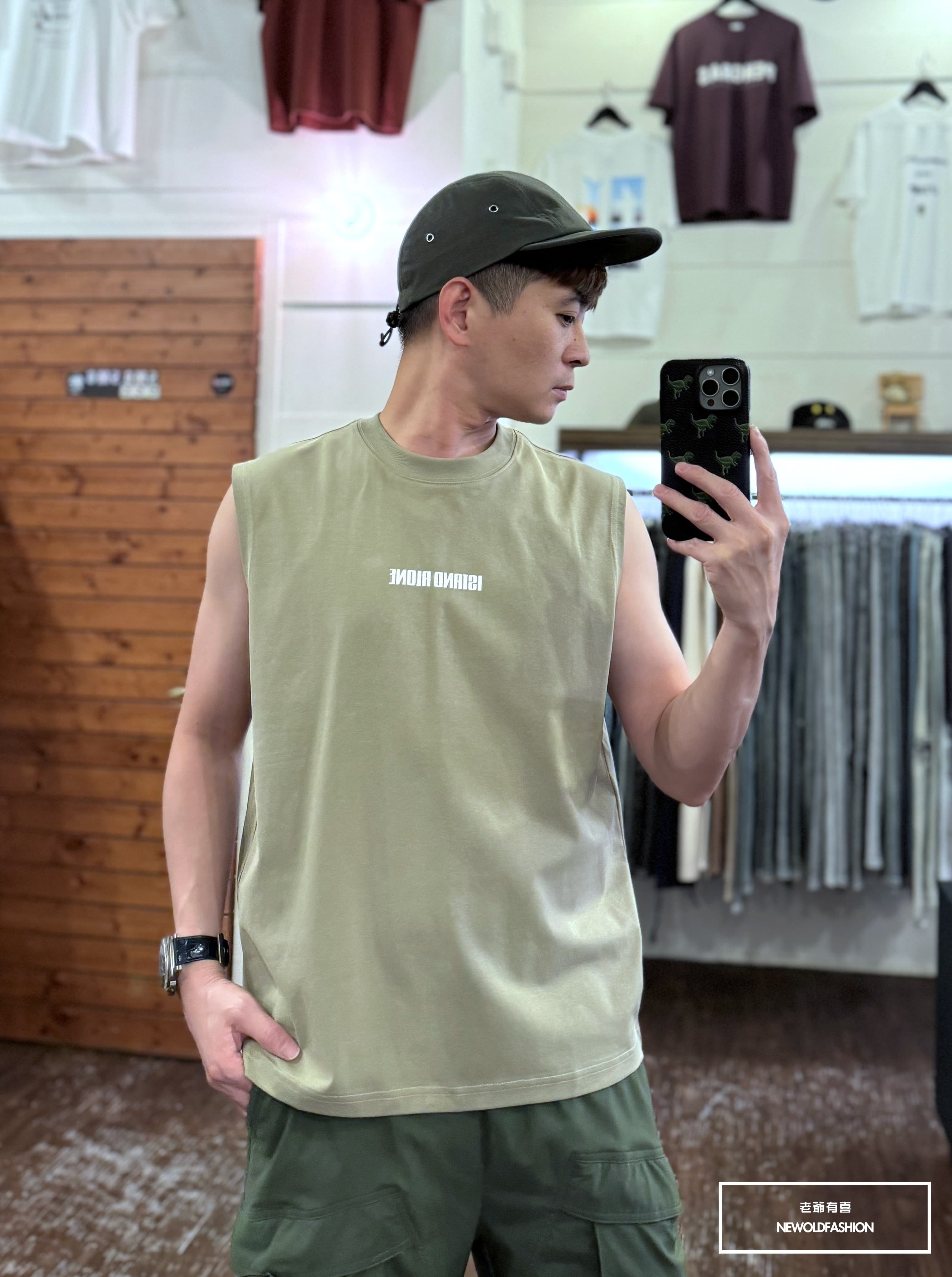 『新品上市』重磅Island爆裂紋棉質背心(NOF2405S8011)-卡其