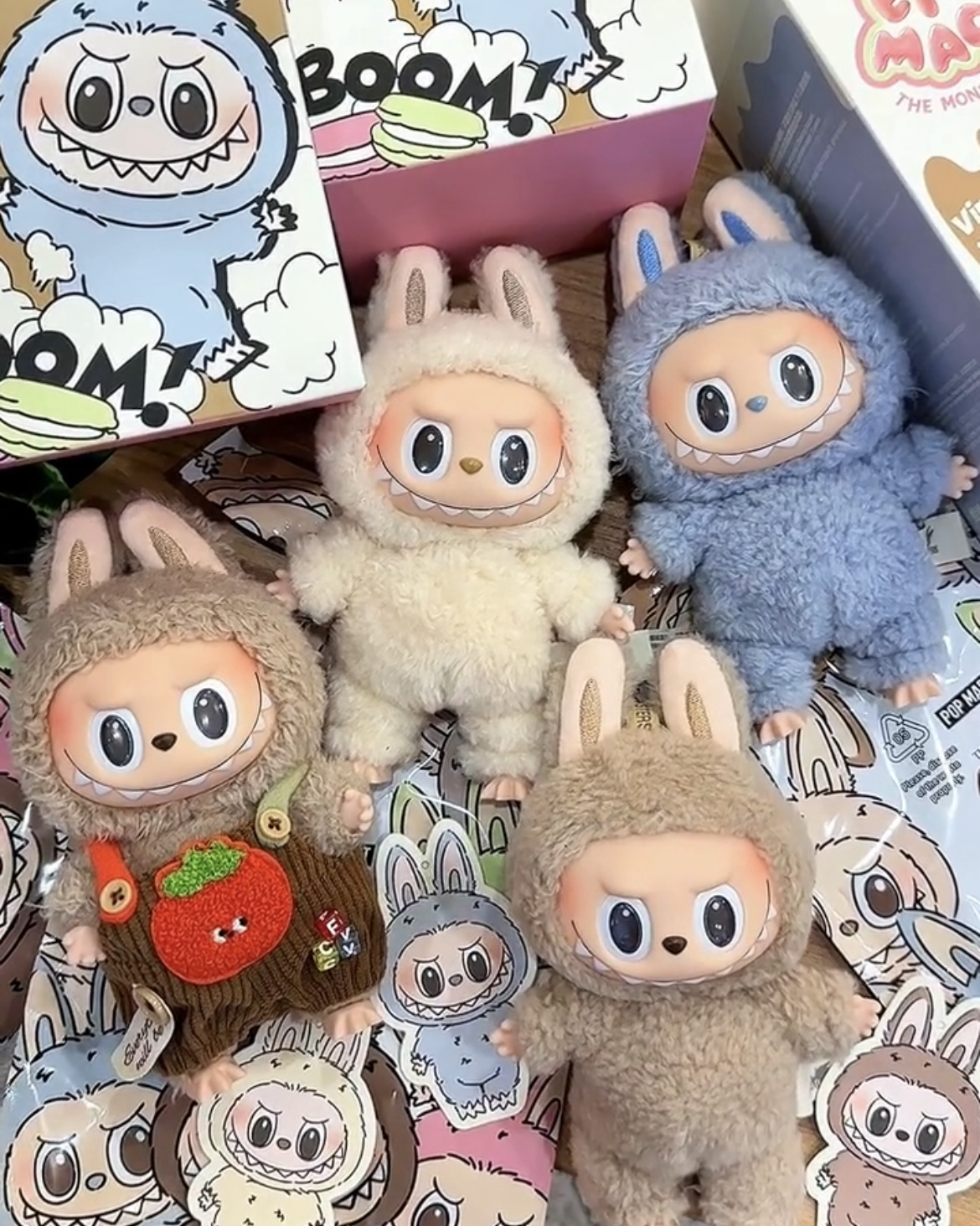 <官方正版><快速出貨>Labubu 心動馬卡龍 鑰匙圈 吊飾 泡泡瑪特 盲盒 Lisa同款