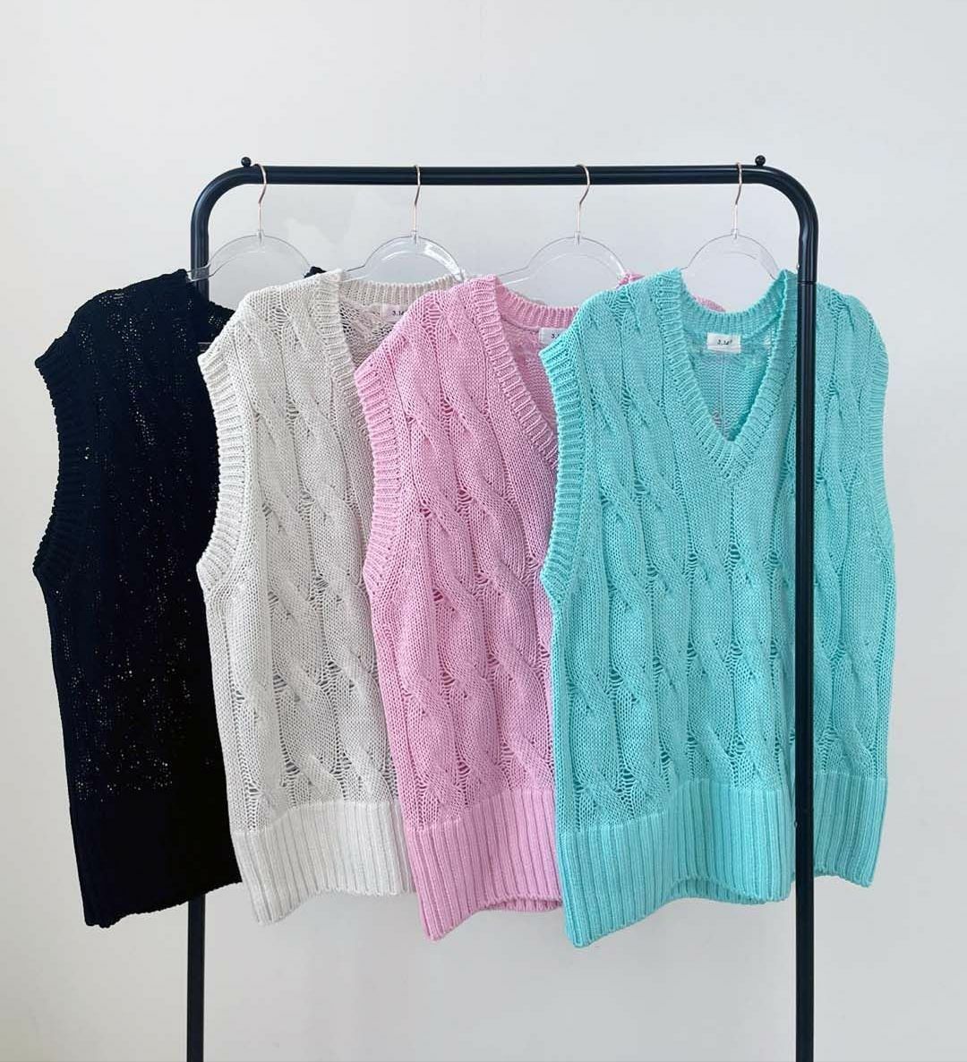 V領淨色扭紋背心 3.14-041V