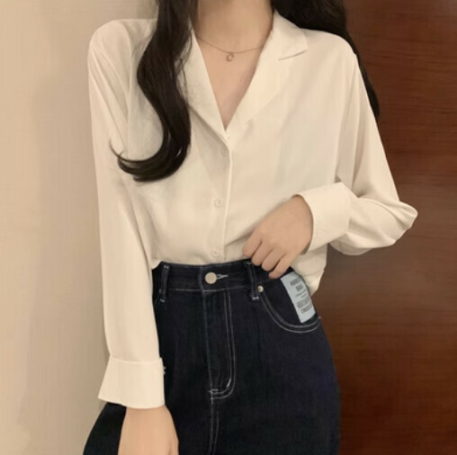 V-Neck Midi Shirt (White Size)