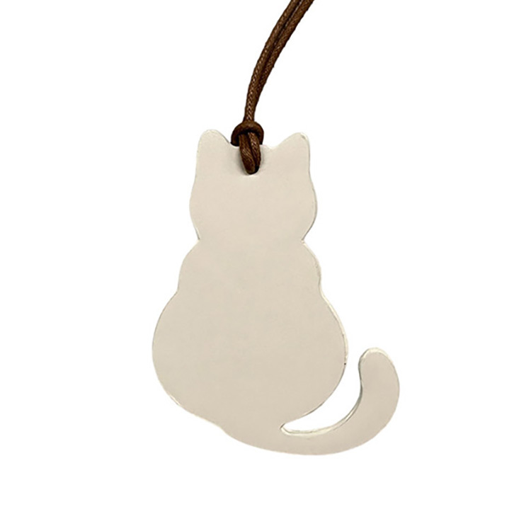 皮革小掛飾 - 貓貓的身影 (9 種顏色可選擇性)
