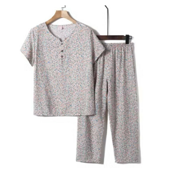 Summer middle-aged and elderly cotton silk set (camel green small flowers) [size: XL-4XL] [Contact customer service to confirm the delivery size after placing an order]