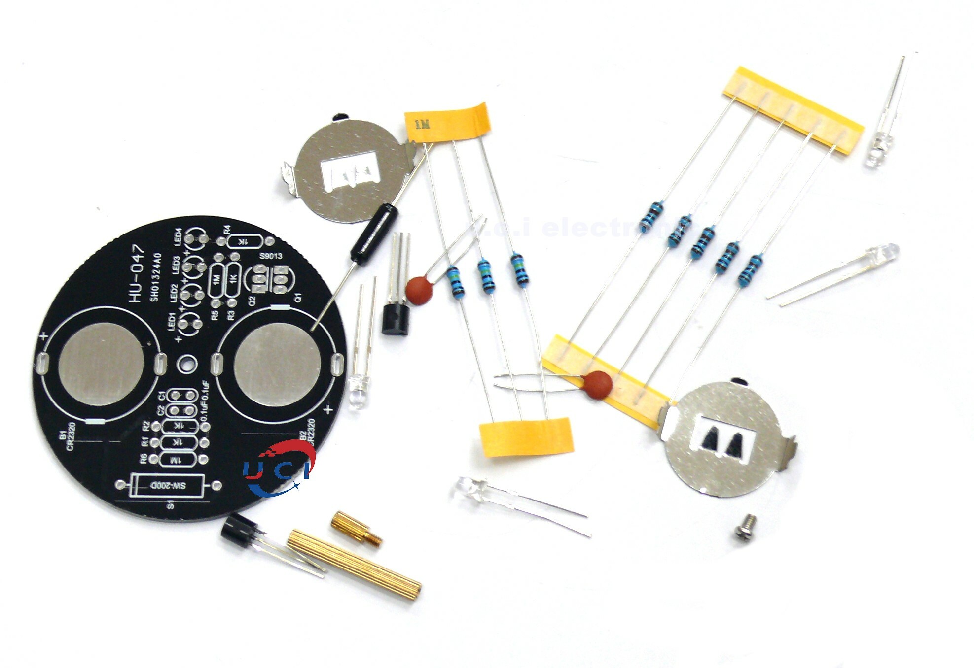 【UCI電子】(二Z-1) DIY材料包 LED旋轉陀螺 焊接練習套件 電子DIY套件 閃爍燈電路板散件出貨