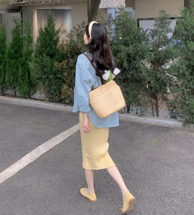 Hot selling retro blue long-sleeved shirt knitted contrasting skirt suit (cotton and linen shirt + contrasting knitted skirt) (size: S/M/L/XL) (contact customer service after placing the order to confirm the delivery size)