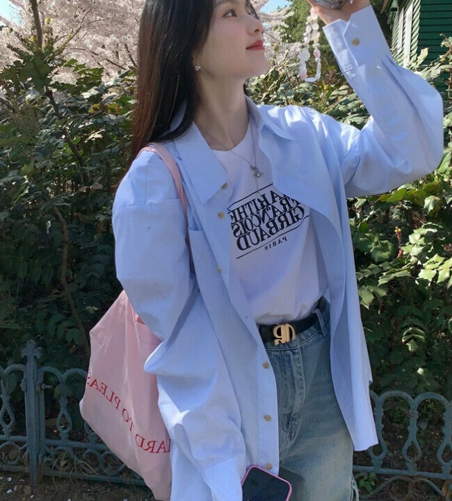 Hot-selling high-count Korean shirt tops (light blue) (size: S/M/L/XL) (contact customer service after placing the order to confirm the delivery size)