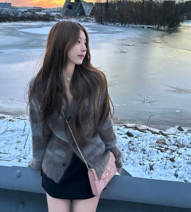 Hot selling retro sea wool sweater jacket striped knitted cardigan (grey and blue stripes) (size: S/M/L/XL) (contact customer service after placing the order to confirm the delivery size)