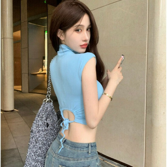 熱賣半高領短袖T恤【baby藍色】【S-M碼】（下單後請聯絡客服確認發貨尺碼）