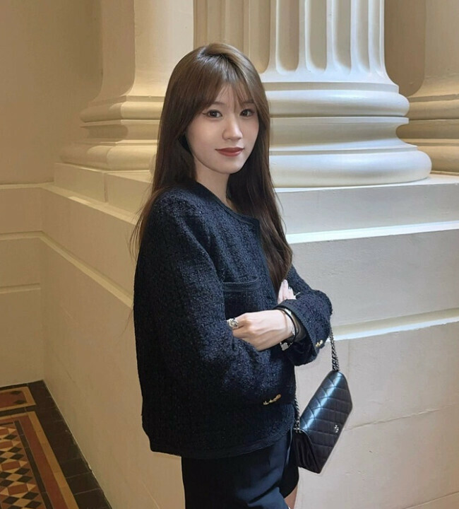 Hot selling French Hepburn style short jacket tweed top (high-end black) (size: S/M/L/XL) (contact customer service after placing the order to confirm the delivery size)
