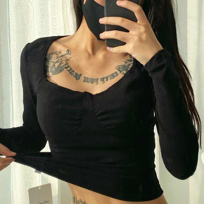 Hot selling double-layer chest-exposed collarbone square collar long-sleeved T-shirt (black) (S/M size) (contact customer service after placing the order to confirm the delivery size)