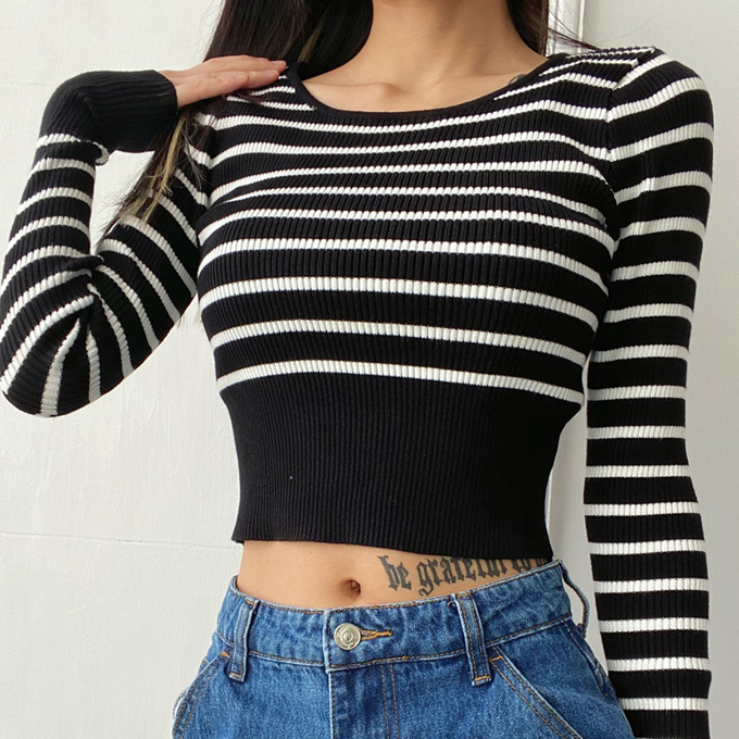 Hot selling striped bottoming sweater (black) (S/M size) (contact customer service after placing the order to confirm the delivery size)