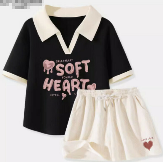 Hot selling T-shirt shorts two-piece set [Black (love word) + milk white pants] [S-XL size] (please contact customer service to confirm the delivery size after placing the order)