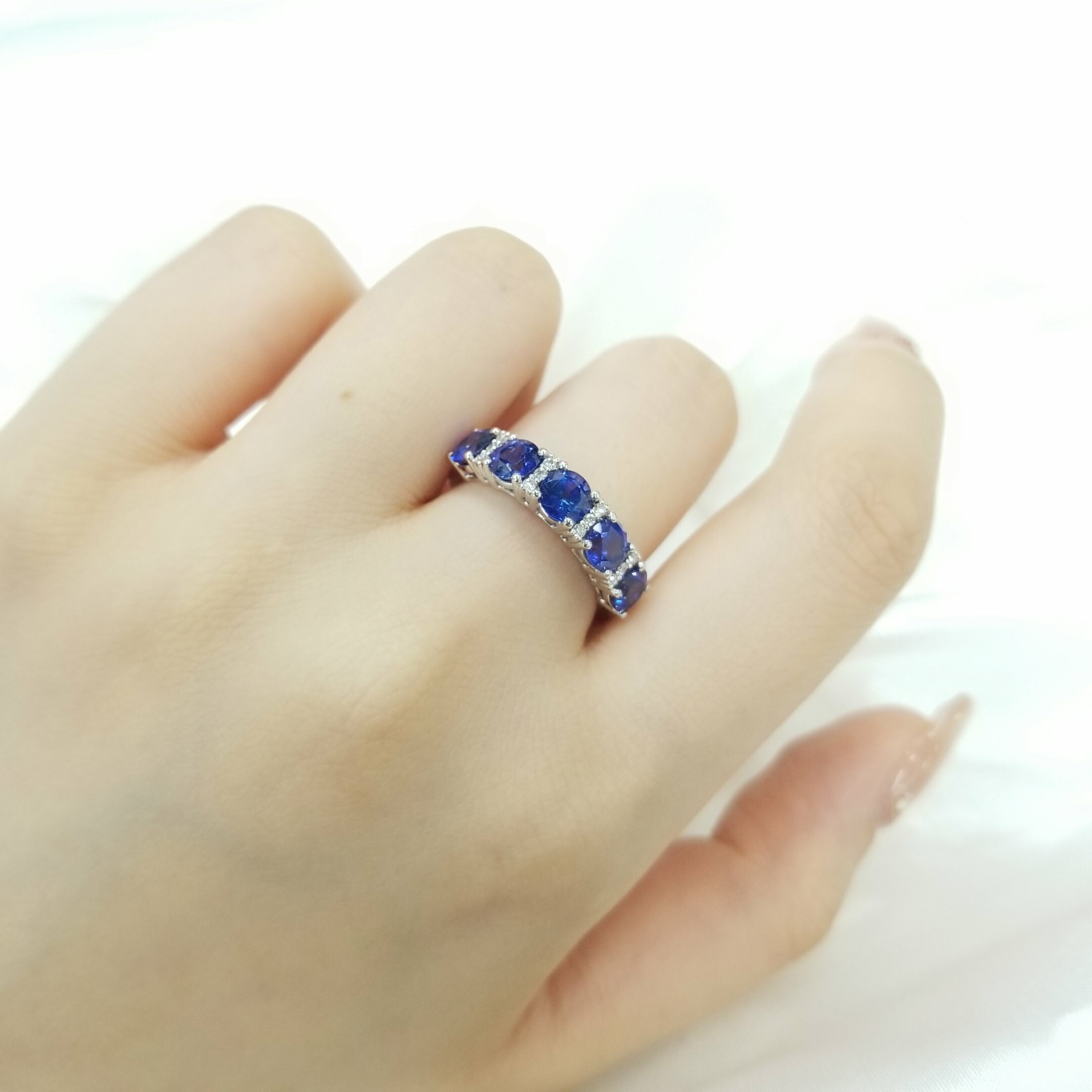 18K White Gold 2.52ct Sapphire and Diamond Ring