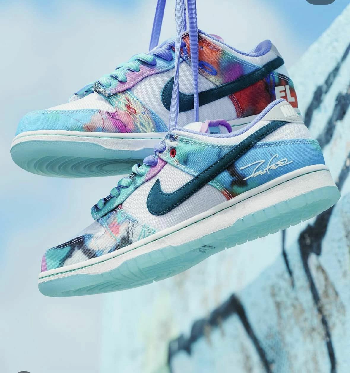 Nike SB Dunk Low x Futura Laboratories Bleached Aqua 渲染塗鴉 藍白 HF6061400