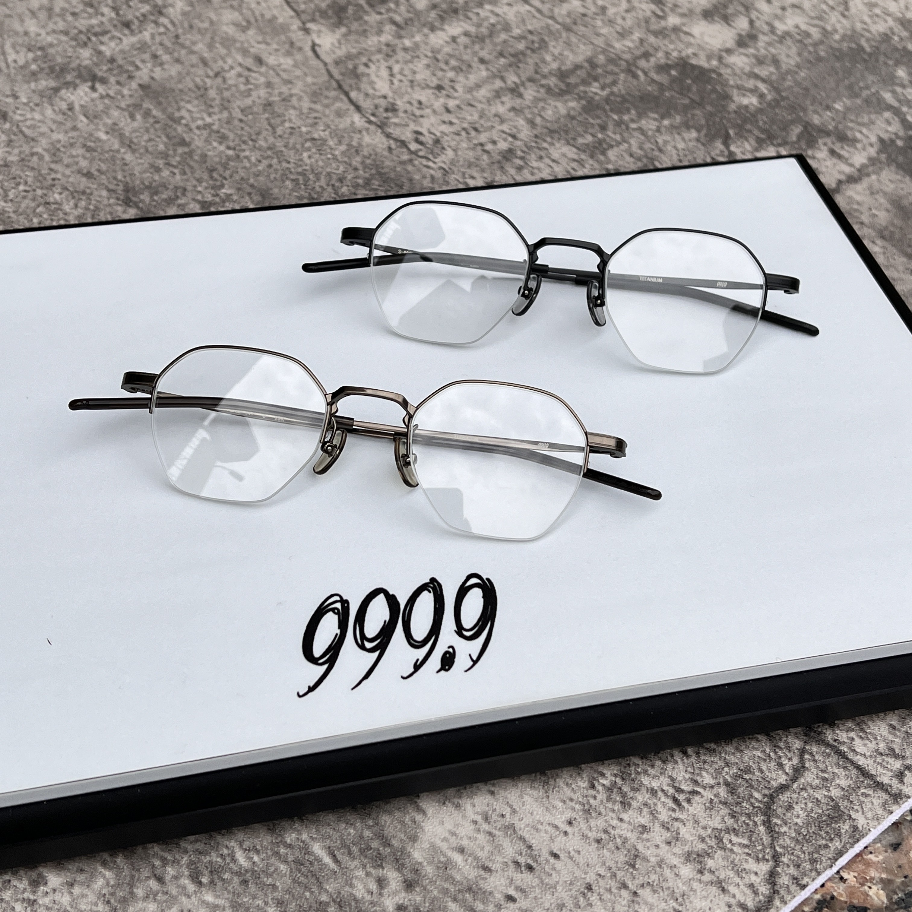 999.9 S-698T