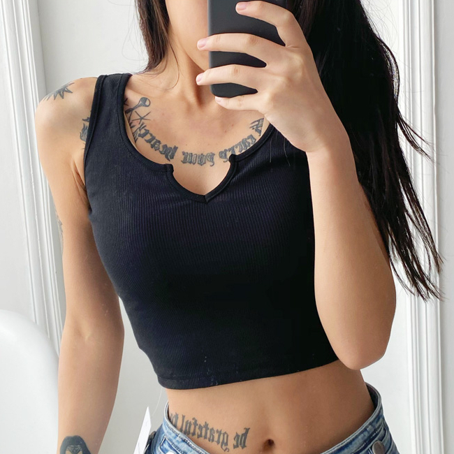 Hot selling V-neck threaded bottoming vest (black) (S/M size) (contact customer service after placing the order to confirm the delivery size)