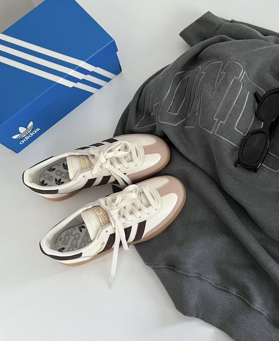 Adidas  Handball Spezial 咖啡牛奶