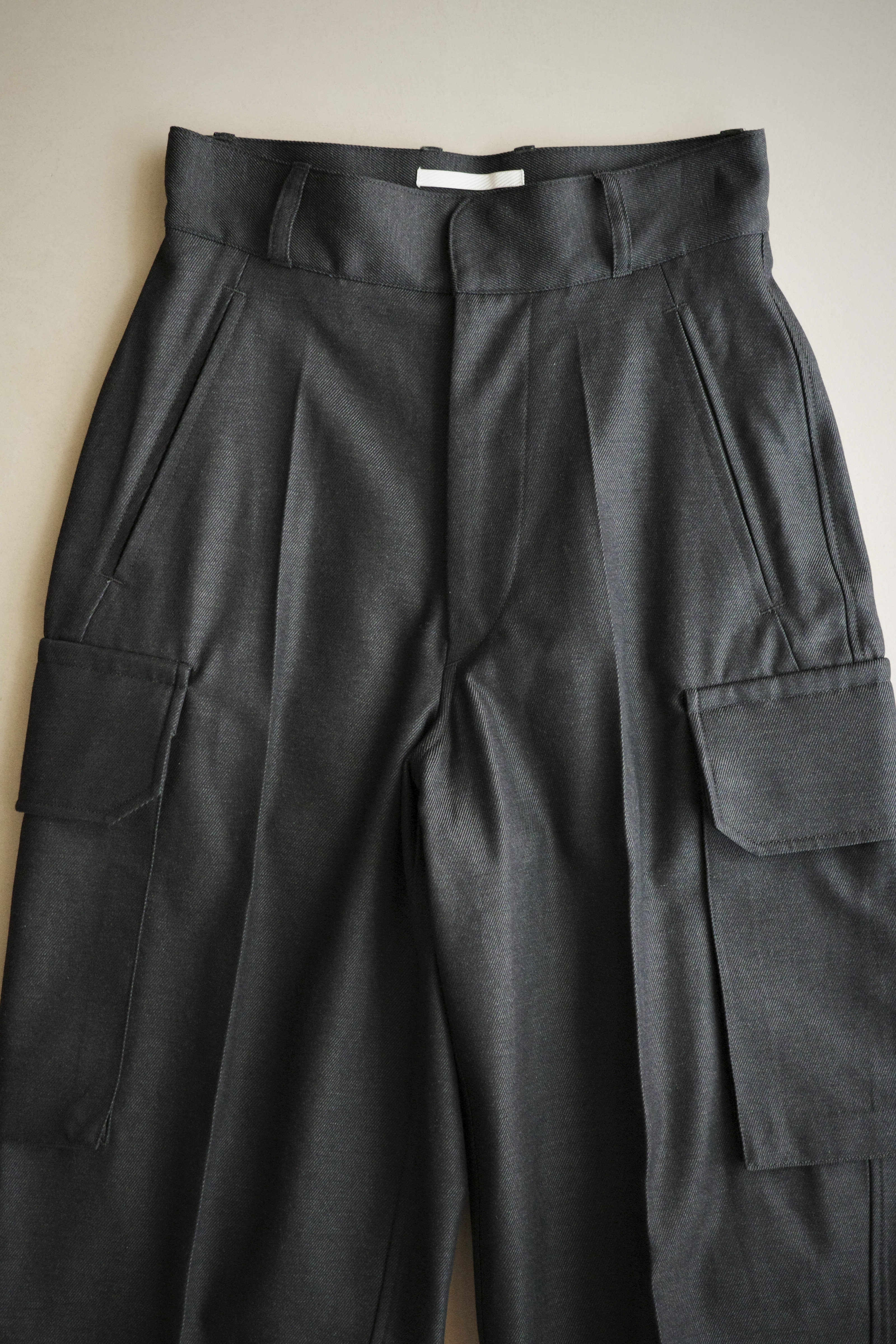 BLURHMS DRILL CHAMBRAY FRENCH COMBAT TROUSERS (2色)